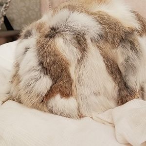 Adrienne Landau fur hat